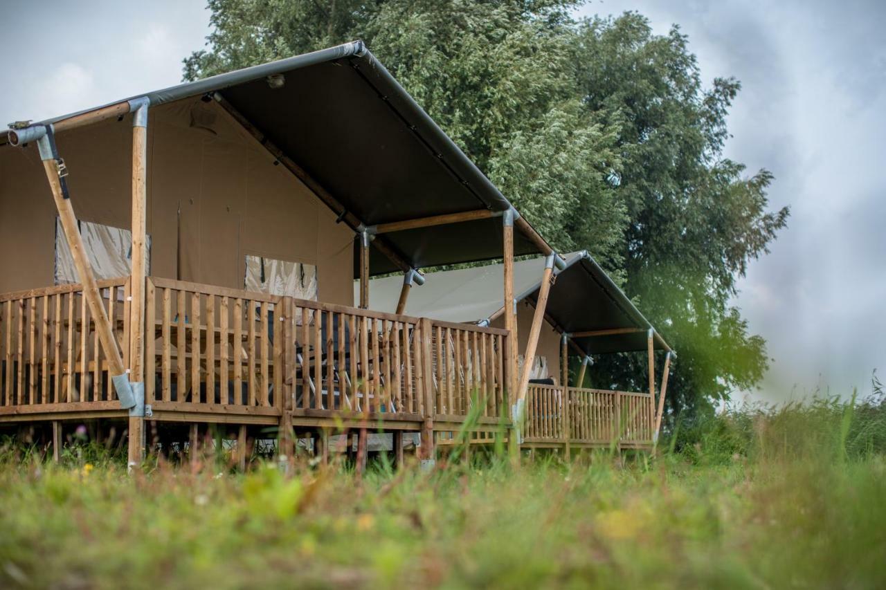 Hotel Jachthaven Nieuwboer Bunschoten Exterior foto